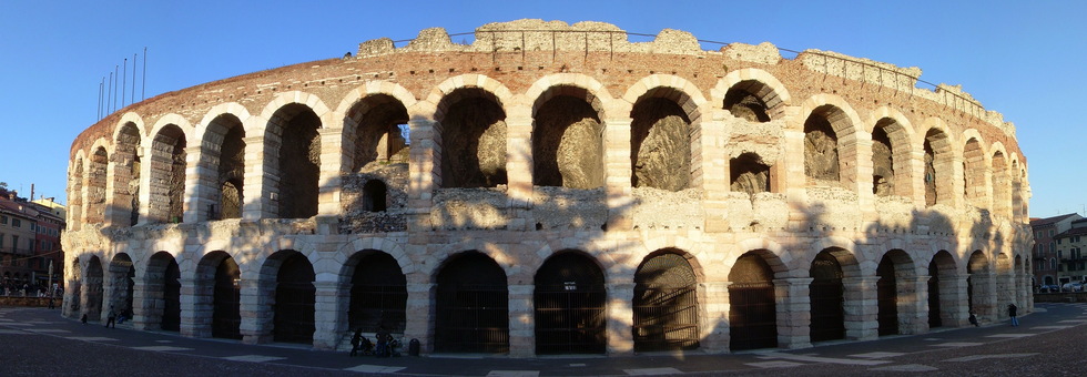 Arena di verona esterno