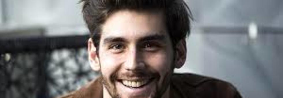Alvaro1